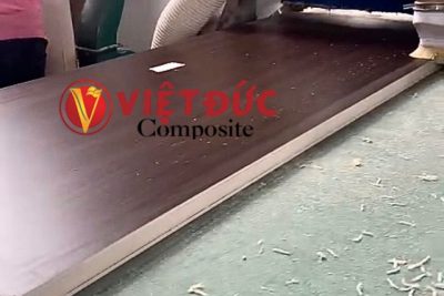 Quy trình sản xuất tại nhà máy cung cấp phôi cửa composite