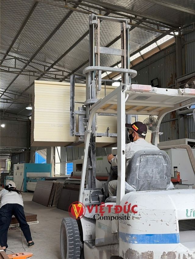 Phôi cửa composite cho xưởng gia công