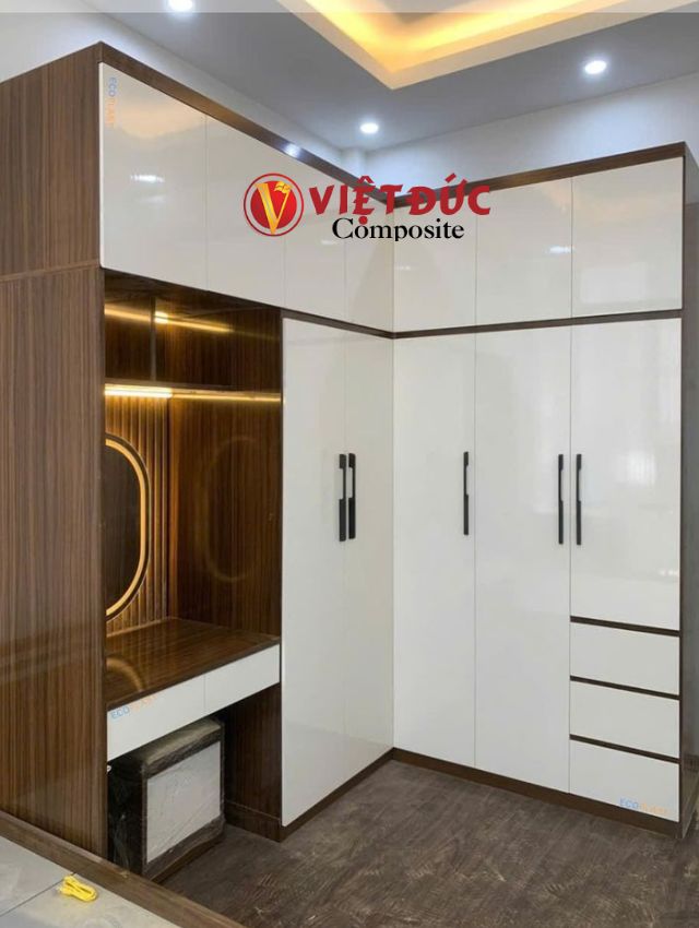Tủ quần áo gỗ nhựa composite kích thước lớn