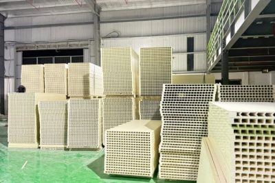 Nhà cung cấp phôi cửa nhựa Composite