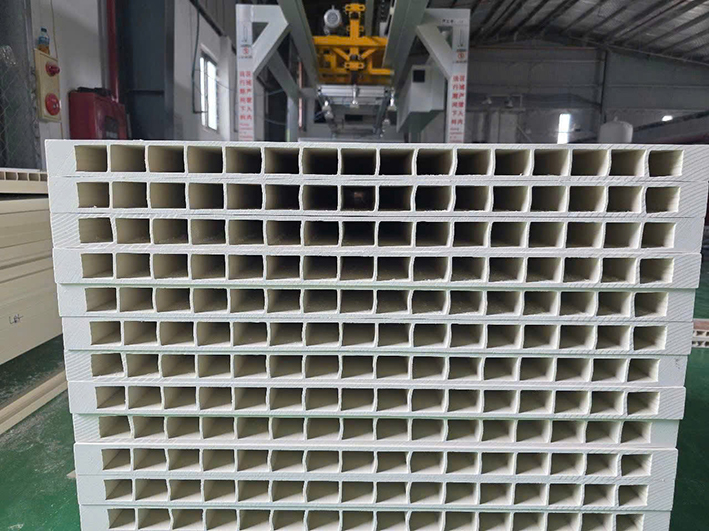 CUNG CẤP PHÔI CỬA NHỰA COMPOSITE TẠI NHÀ MÁY